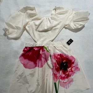New Express Floral Puff Sleeves Cut out Mini Dress  Size L